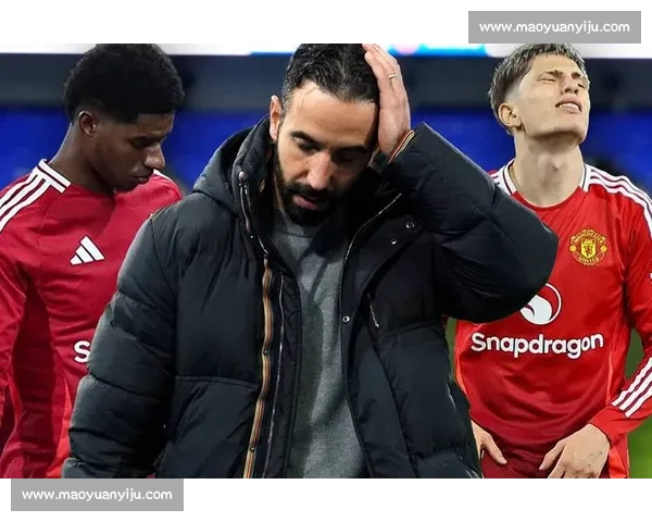 退场时喊出 “加油”！阿莫林的笑容里藏着曼联的温度